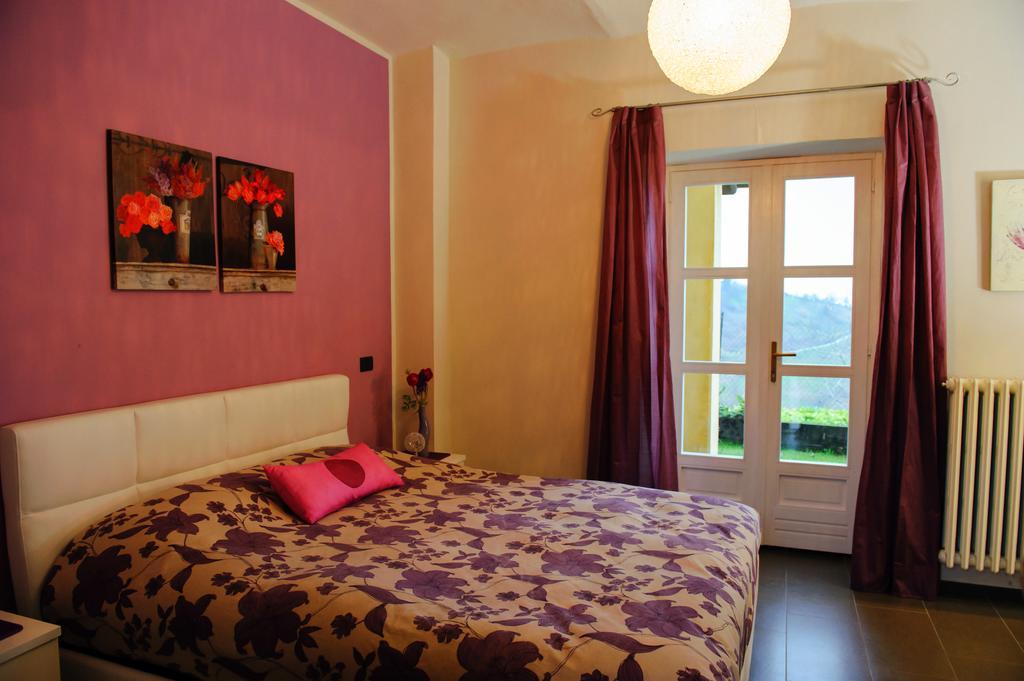 Agriturismo Paitin Alba (Piedmont) Quarto foto